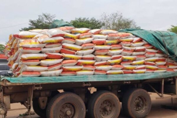 Bénin sac riz volés