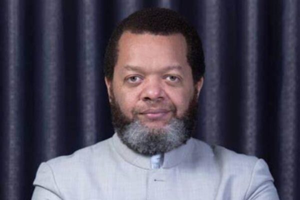 Marcello Tunasi épouse