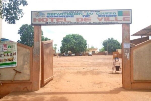 Bénin Dogbo décision