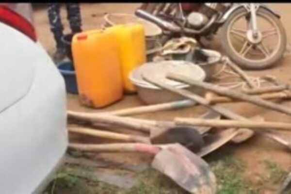 Bénin exploitation gravier équipements coup de poing Houéyogbé