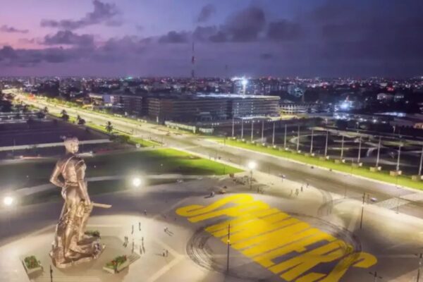 Bénin Place de l'Amazone