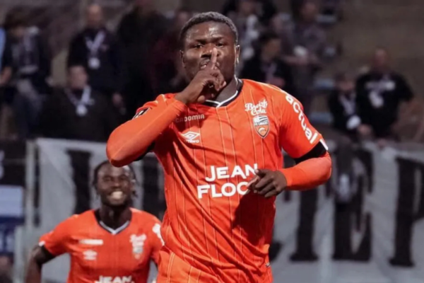 FC Lorient Tosin Aiyegun, Guépard