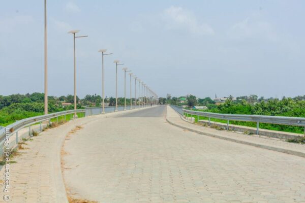 Bénin Cocotomey Womey nouveau pont