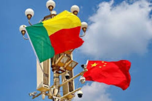 Coopération Bénin-Chine des techniciens chinois forment les artilleurs béninois