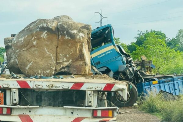 Bénin collision poids lourds Dan