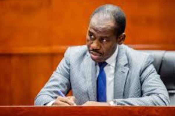 Bénin Orden Alladatin certificat de conformité Code électoral