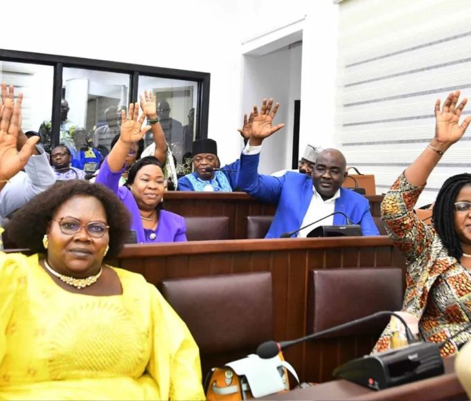 Assemblée nationale : les députés valident le budget 2026 sans opposition