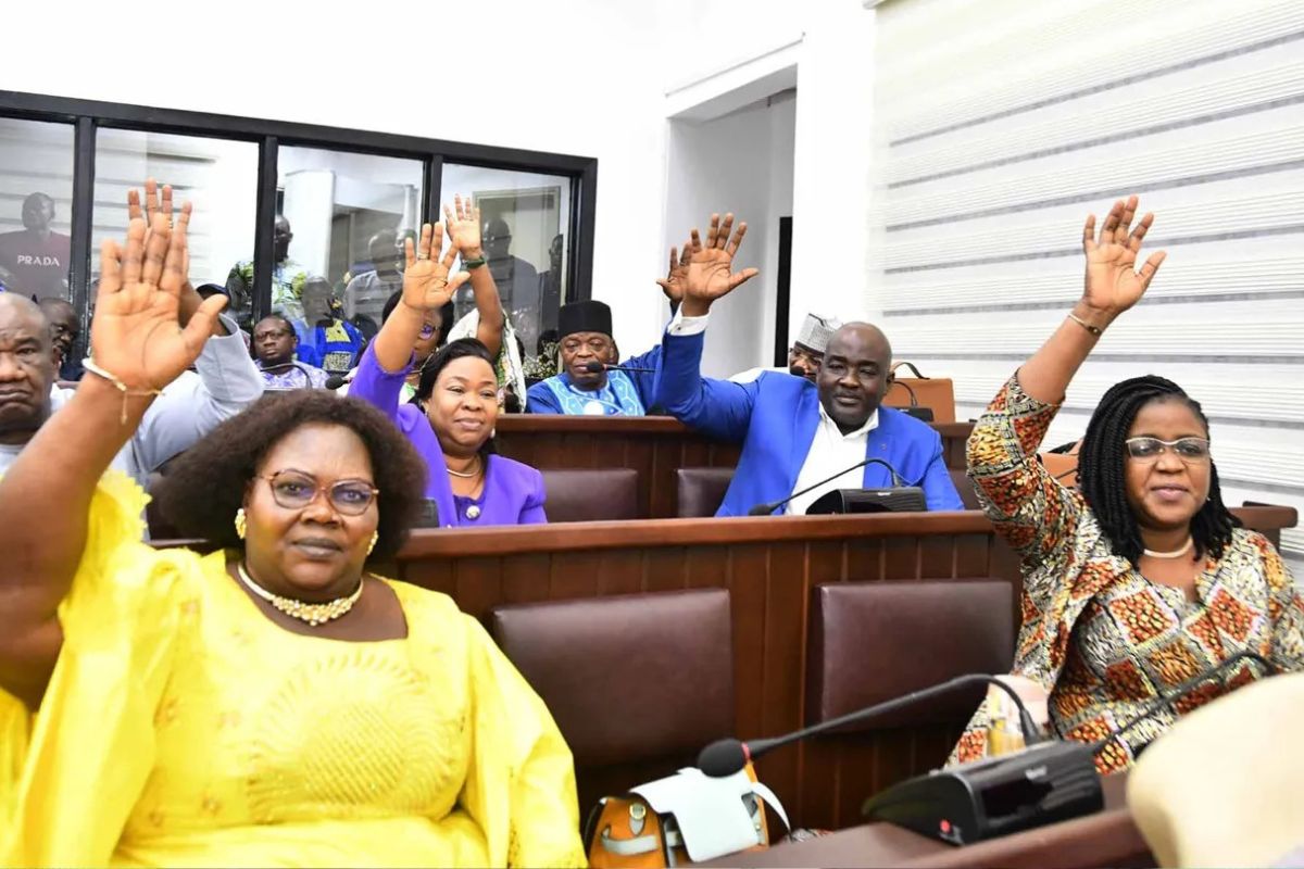 Assemblée nationale : les députés valident le budget 2026 sans opposition