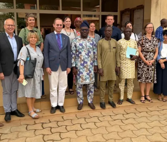 Bénin : les ambassadeurs de l'Équipe Europe en mission dans le Couffo